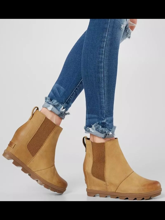 Sorel Shoes - Sorel Joan Of Arctic™ Leather Wedge Boots Size 7.5 & 5 NWT MSRP $200
